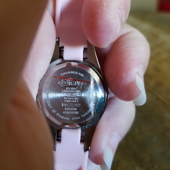 NWOT- Disney's Winnie The Pooh Watch - Picture 3 of 6